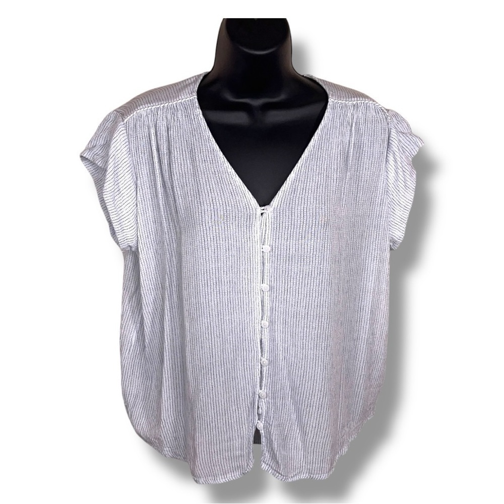 Large Liz Claiborne Blue White Stripes Short Sleeve Top Lightweight Vneck